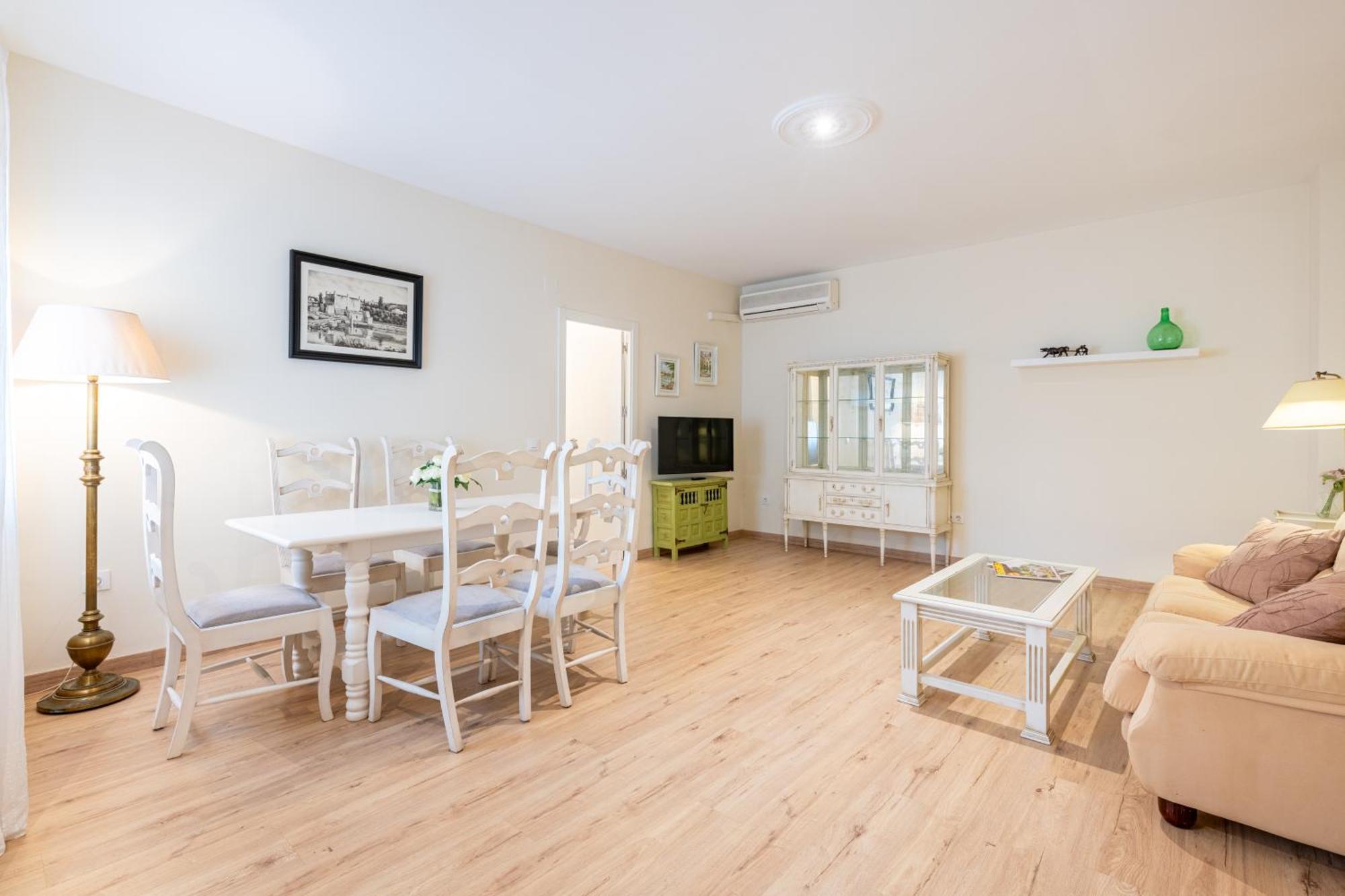 San Bernardo By Thegoodtourist Apartment Seville Ngoại thất bức ảnh